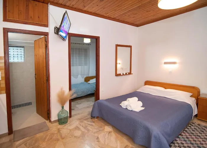 Aristofanis 4 Apartman *