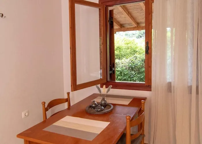 Aristofanis 4 Apartman *