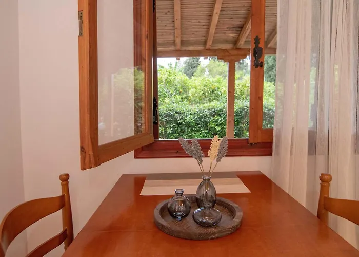 Aristofanis 4 Apartman *