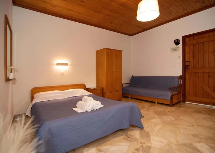 Διαμέρισμα Aristofanis 4 *